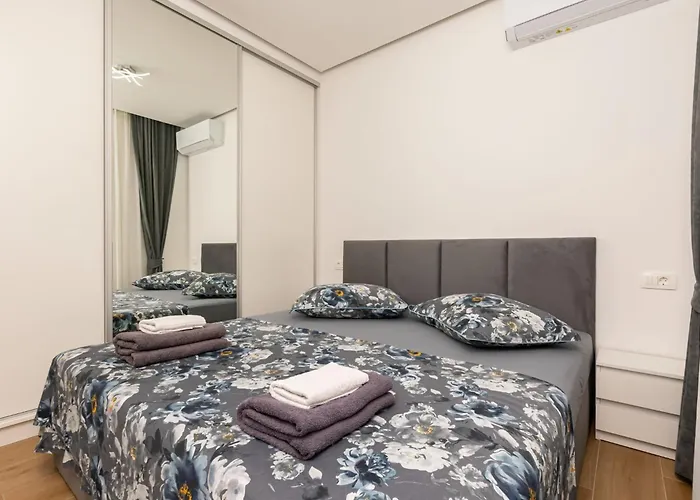 Apartmán Hope - Three-bedroom With Jacuzzi Stanko *