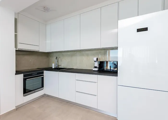 Apartmán Hope - Three-bedroom With Jacuzzi Stanko Dugi Rat